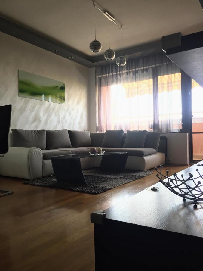Luxury Panoramic Seaside Apartment Burgas Esterno foto