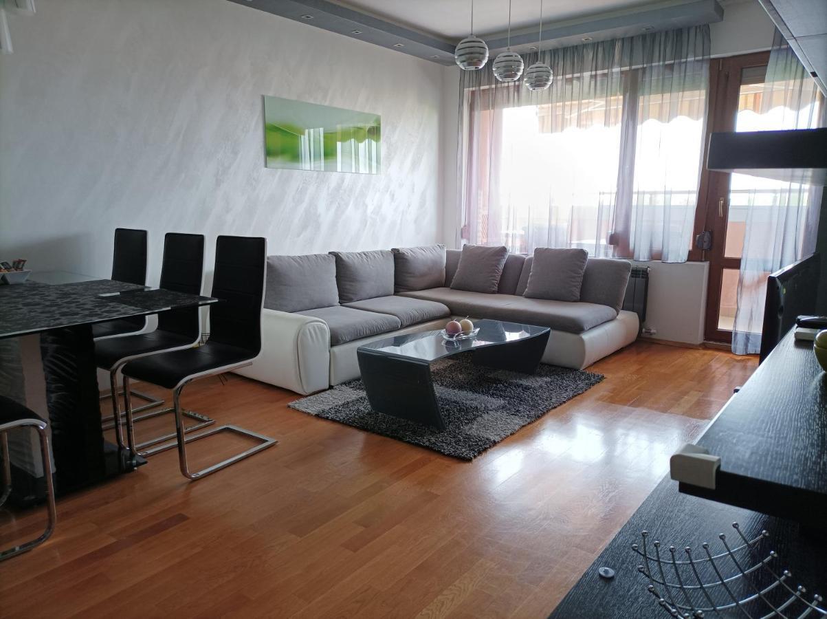 Luxury Panoramic Seaside Apartment Burgas Esterno foto